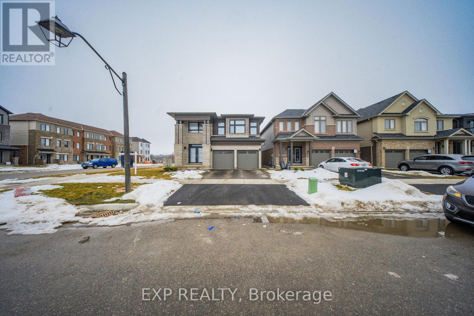 238 Long Boat Run W, Brantford, Ontario  N3T 0X1 - Photo 43 - X12777504