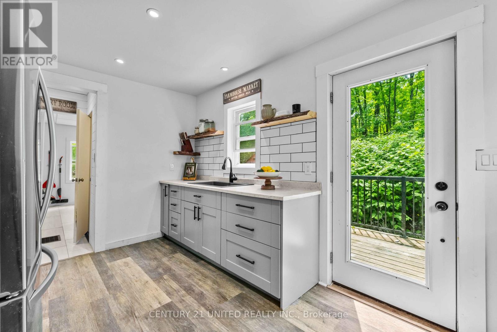 8 Library Road, North Kawartha, Ontario  K0L 3E0 - Photo 6 - X12860566