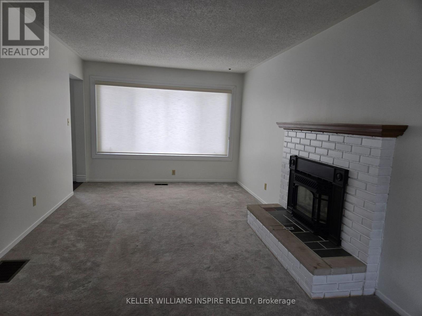 10 Flint Drive, Belleville, Ontario  K8N 5G3 - Photo 4 - X12860598