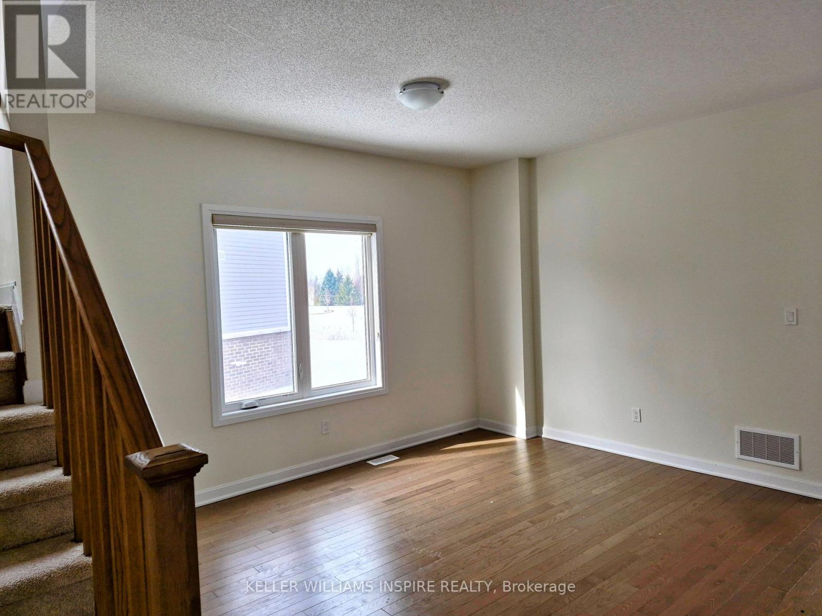 80 Golf Links Drive, Loyalist, Ontario  K0H 1G0 - Photo 8 - X12860636