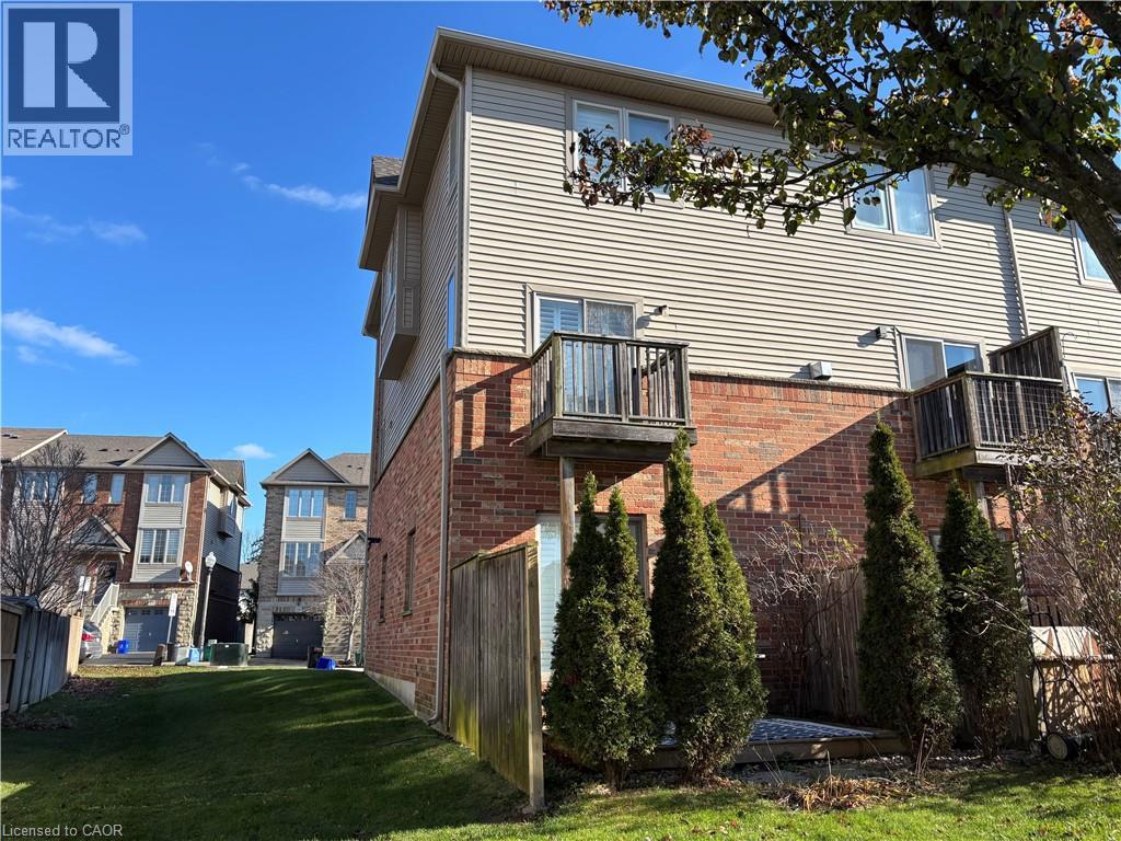 15 Chapman Lane, Ancaster, Ontario  L9G 0A5 - Photo 3 - 40807960