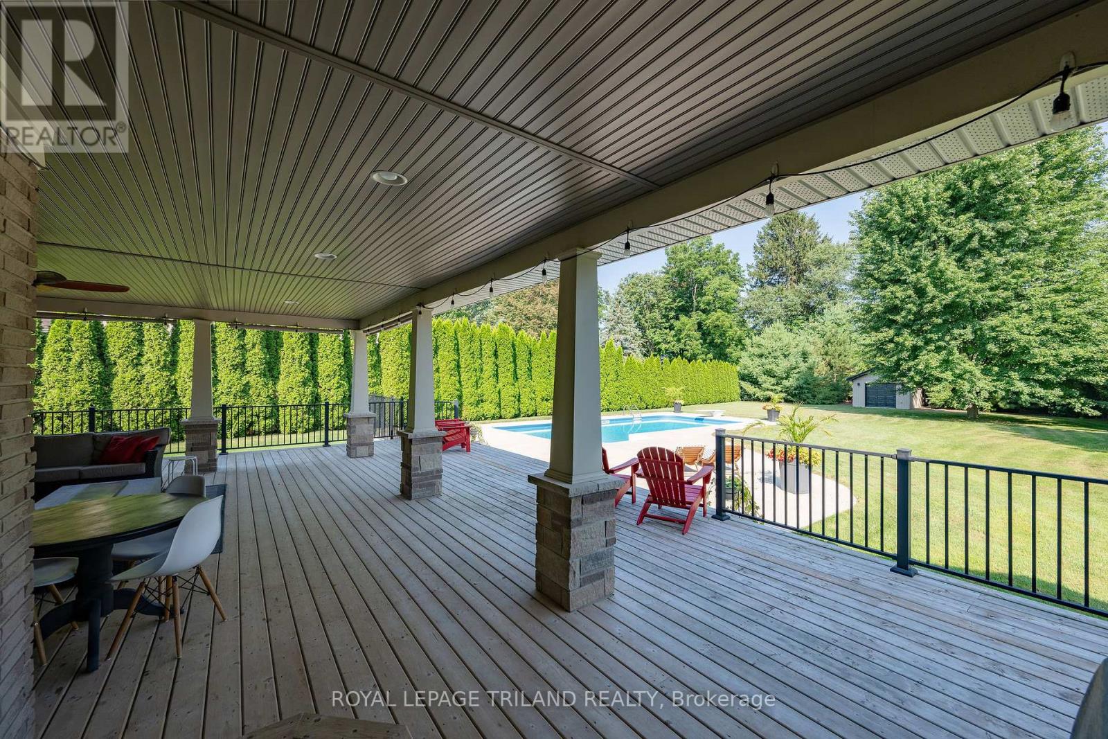 40010 Shady Lane Crescent, Southwold, Ontario  N5P 3T2 - Photo 8 - X12860416