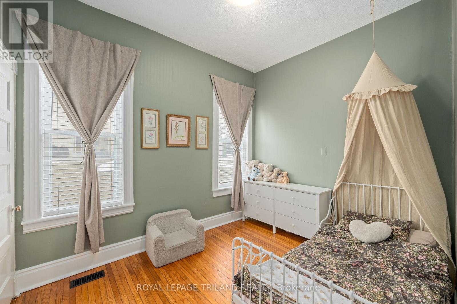 30 Malakoff Street, St. Thomas, Ontario  N5P 1L7 - Photo 13 - X12860422