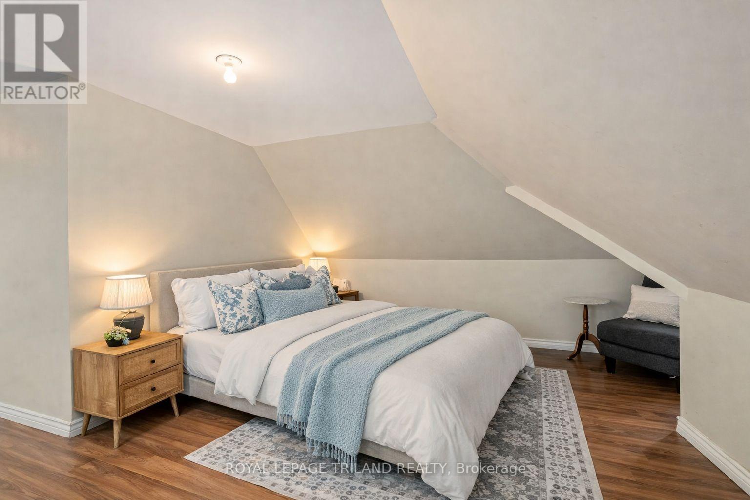 30 Malakoff Street, St. Thomas, Ontario  N5P 1L7 - Photo 21 - X12860422