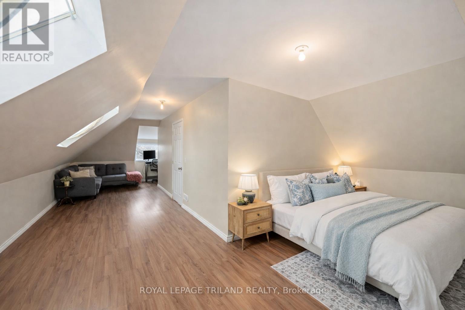 30 Malakoff Street, St. Thomas, Ontario  N5P 1L7 - Photo 23 - X12860422