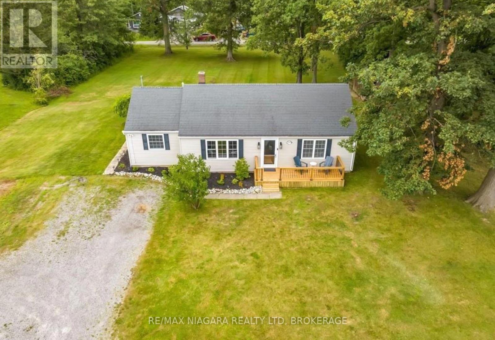 1970 Garrison Road, Fort Erie, Ontario  L2A 5M4 - Photo 3 - X12860448