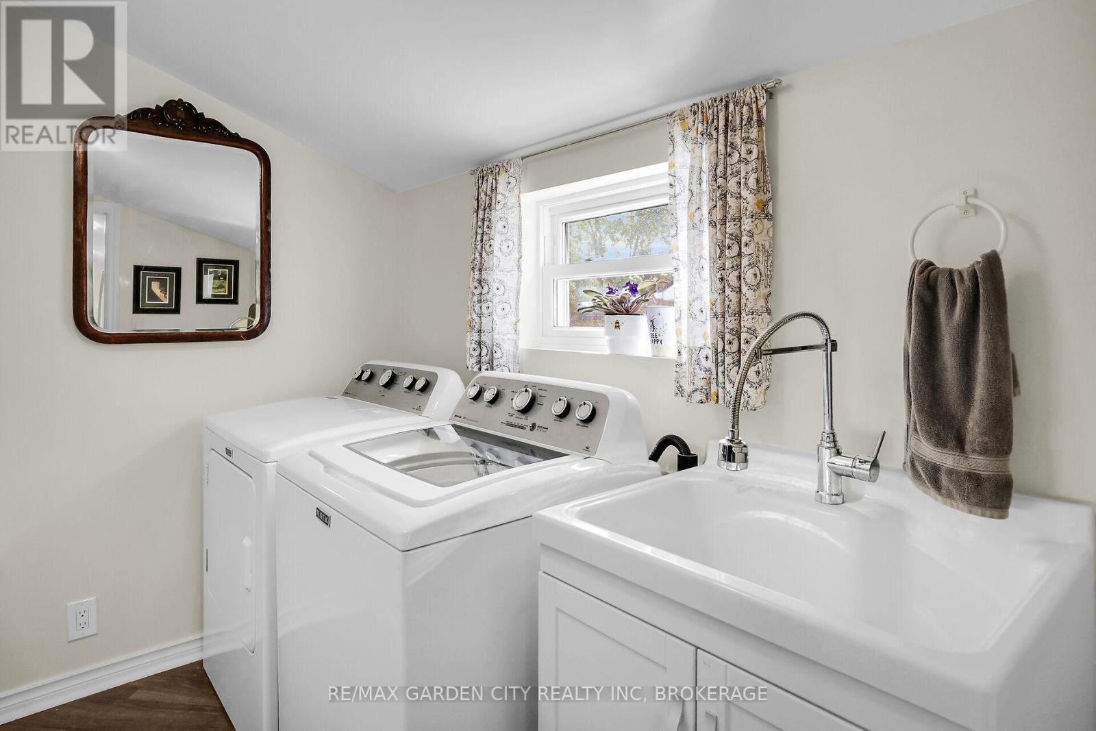 3663 East Main Street, Fort Erie, Ontario  L0S 1S0 - Photo 20 - X12860498