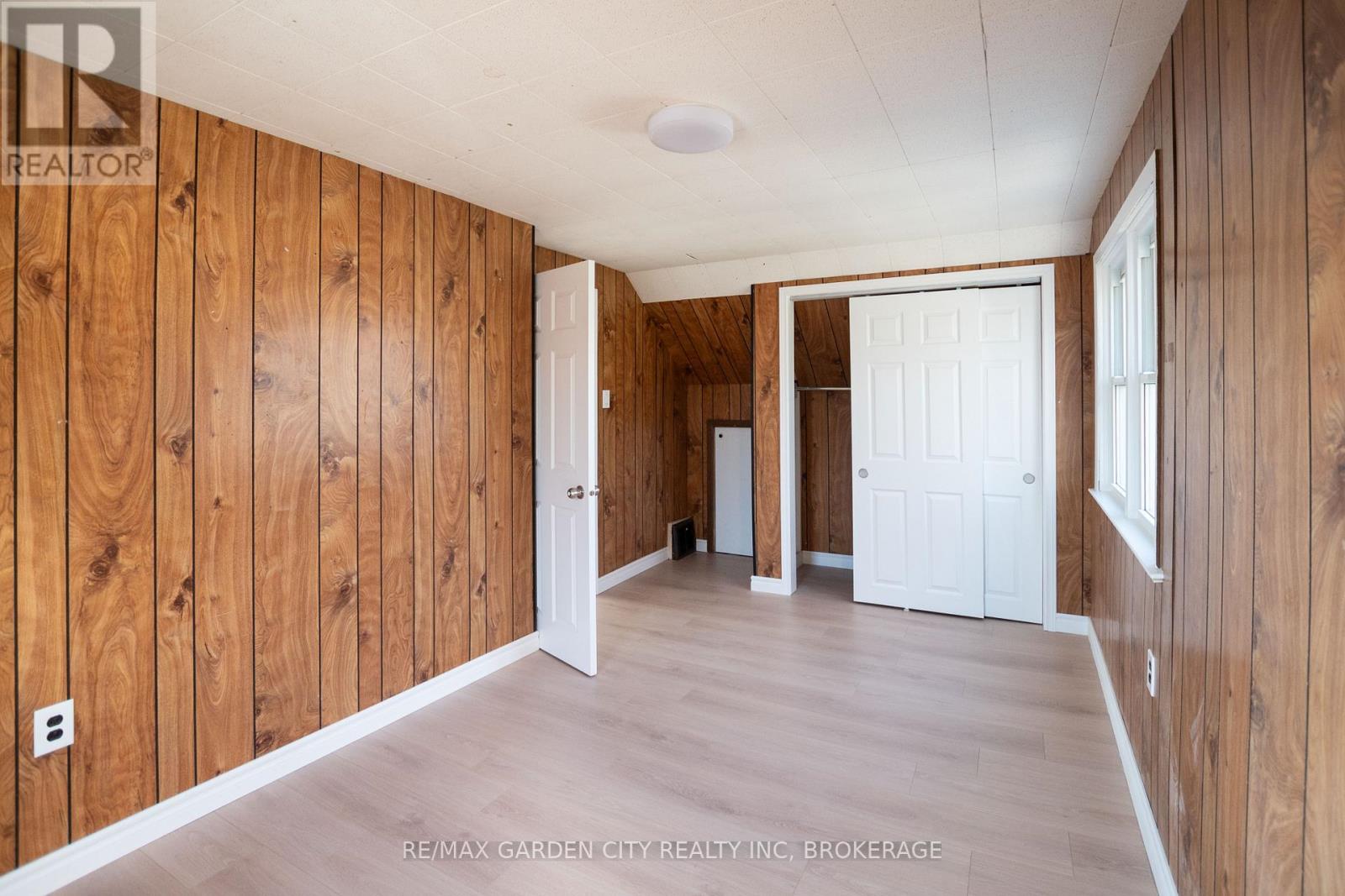 9 Fir Avenue, St. Catharines, Ontario  L2P 1B6 - Photo 21 - X12860528