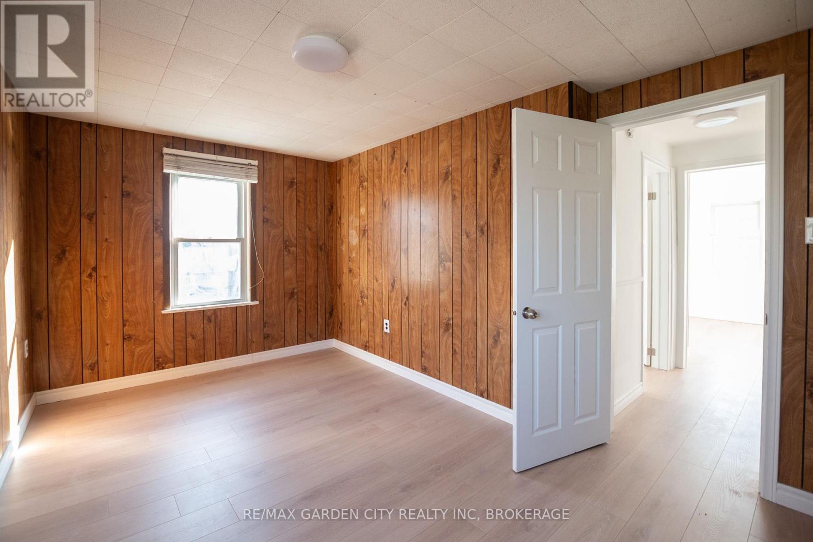 9 Fir Avenue, St. Catharines, Ontario  L2P 1B6 - Photo 23 - X12860528