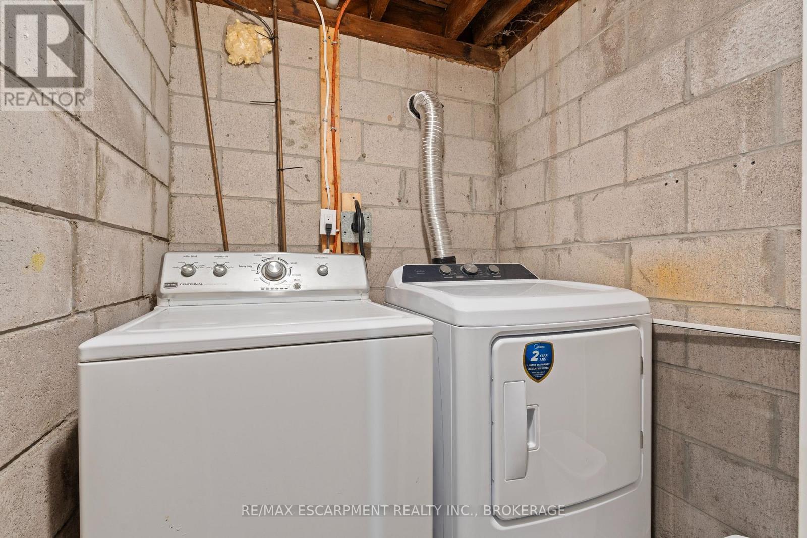 Lower - 15 Mccormick Street, Welland, Ontario  L3C 4L8 - Photo 12 - X12860584