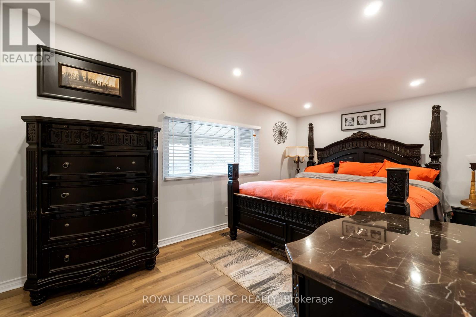 4542 Nancy Drive, Niagara Falls, Ontario  L2E 5L3 - Photo 14 - X12860638