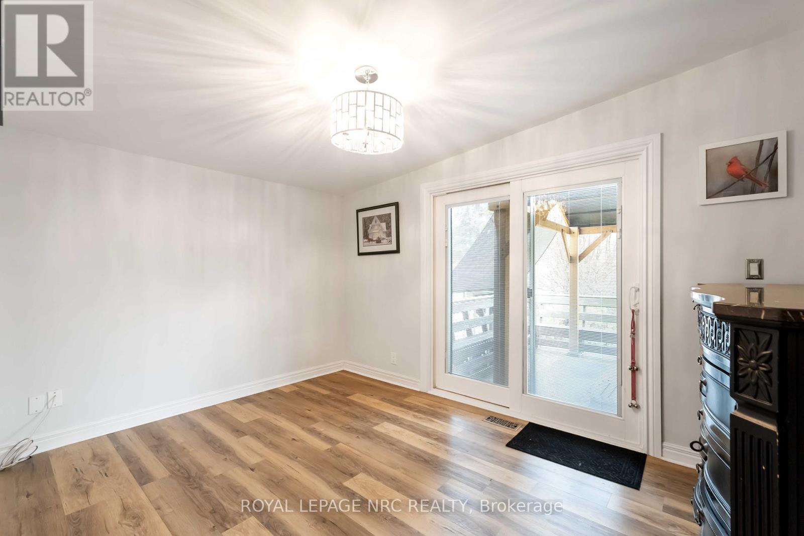 4542 Nancy Drive, Niagara Falls, Ontario  L2E 5L3 - Photo 18 - X12860638