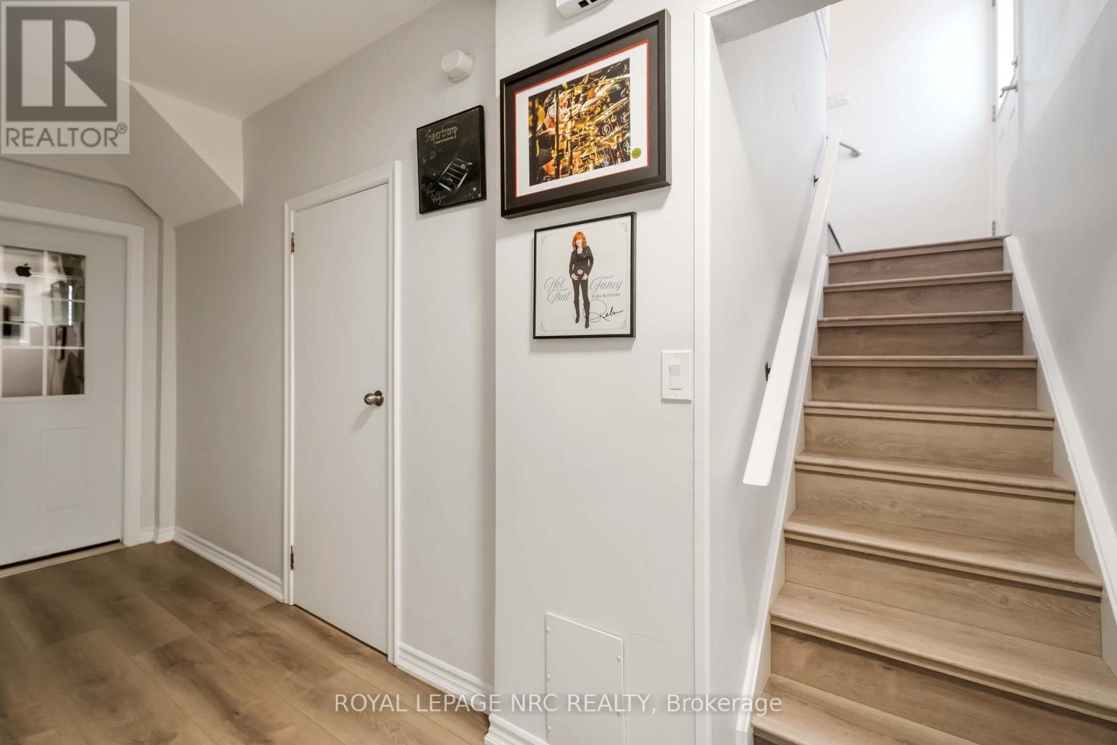 4542 Nancy Drive, Niagara Falls, Ontario  L2E 5L3 - Photo 20 - X12860638