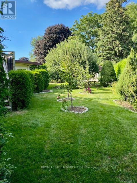 4542 Nancy Drive, Niagara Falls, Ontario  L2E 5L3 - Photo 31 - X12860638