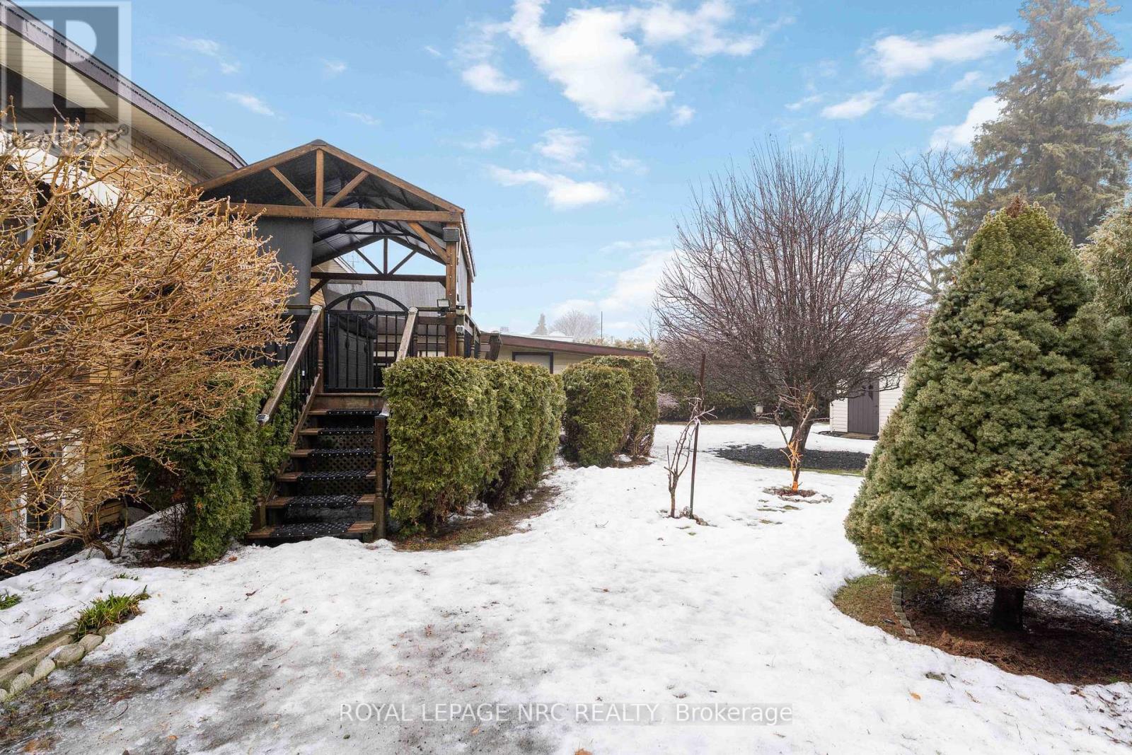 4542 Nancy Drive, Niagara Falls, Ontario  L2E 5L3 - Photo 34 - X12860638