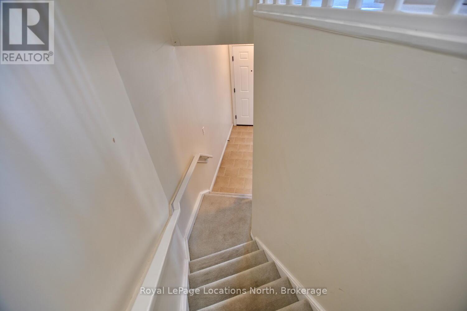 11 Spruce St Street, Wasaga Beach, Ontario  L9Z 2L4 - Photo 25 - S12860414