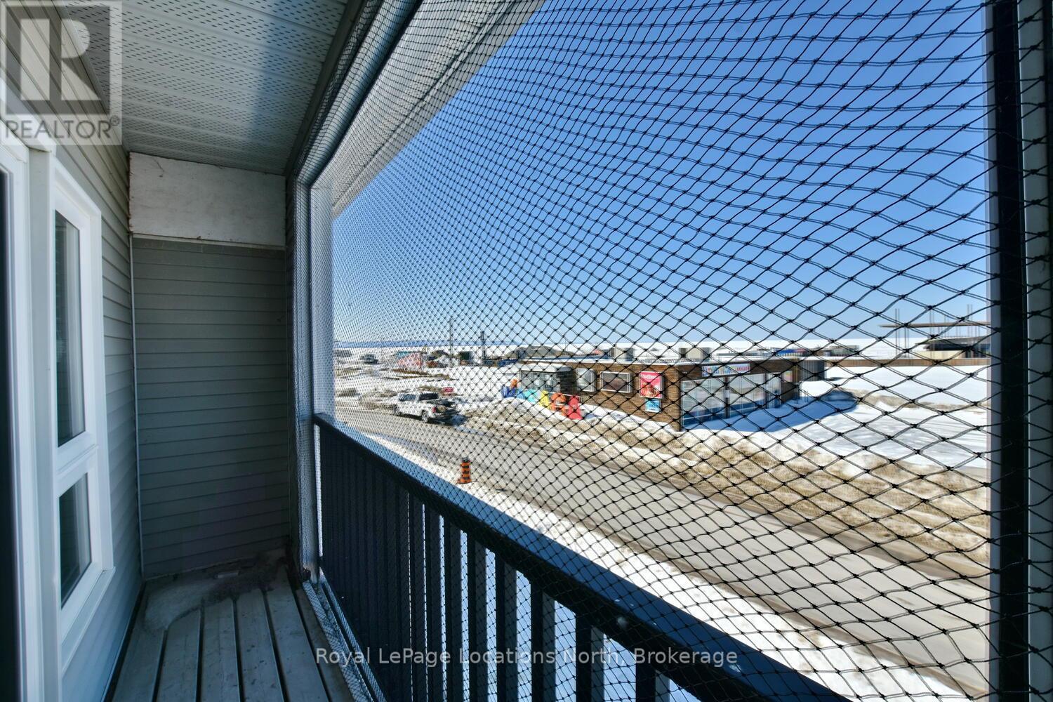 11 Spruce St Street, Wasaga Beach, Ontario  L9Z 2L4 - Photo 45 - S12860414