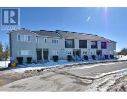 11 SPRUCE ST STREET, wasaga beach, Ontario