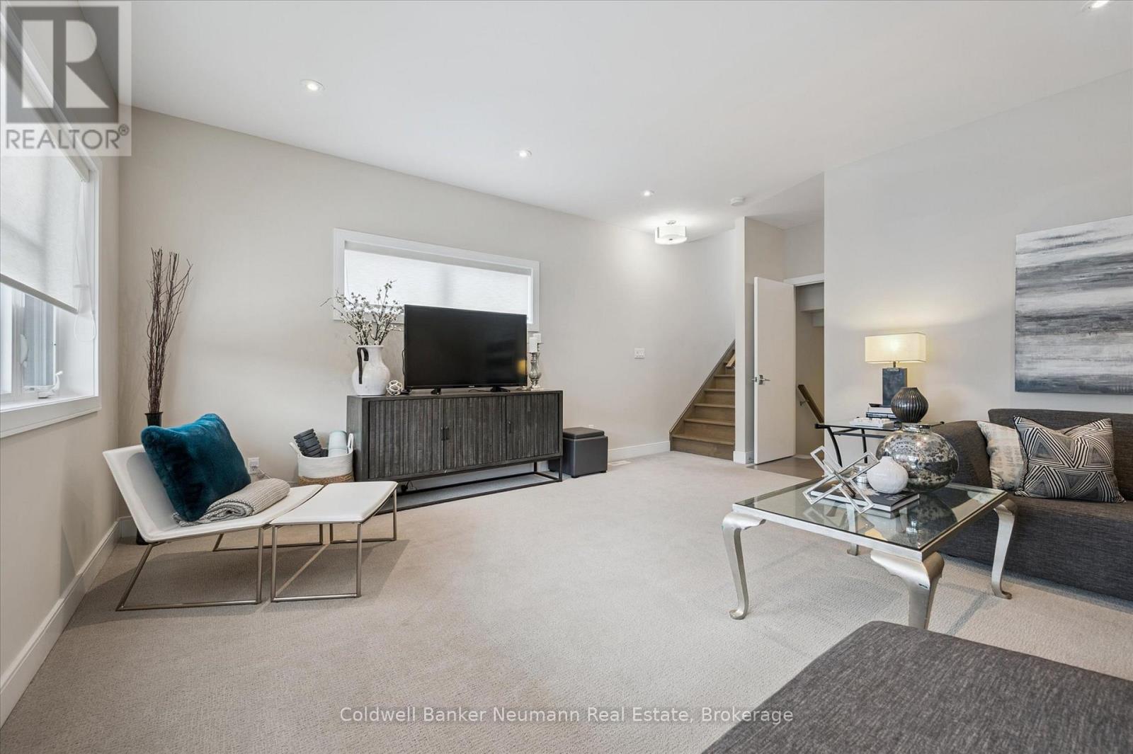 2 - 60 Arkell Road, Guelph, Ontario  N1L 1G8 - Photo 37 - X12860400