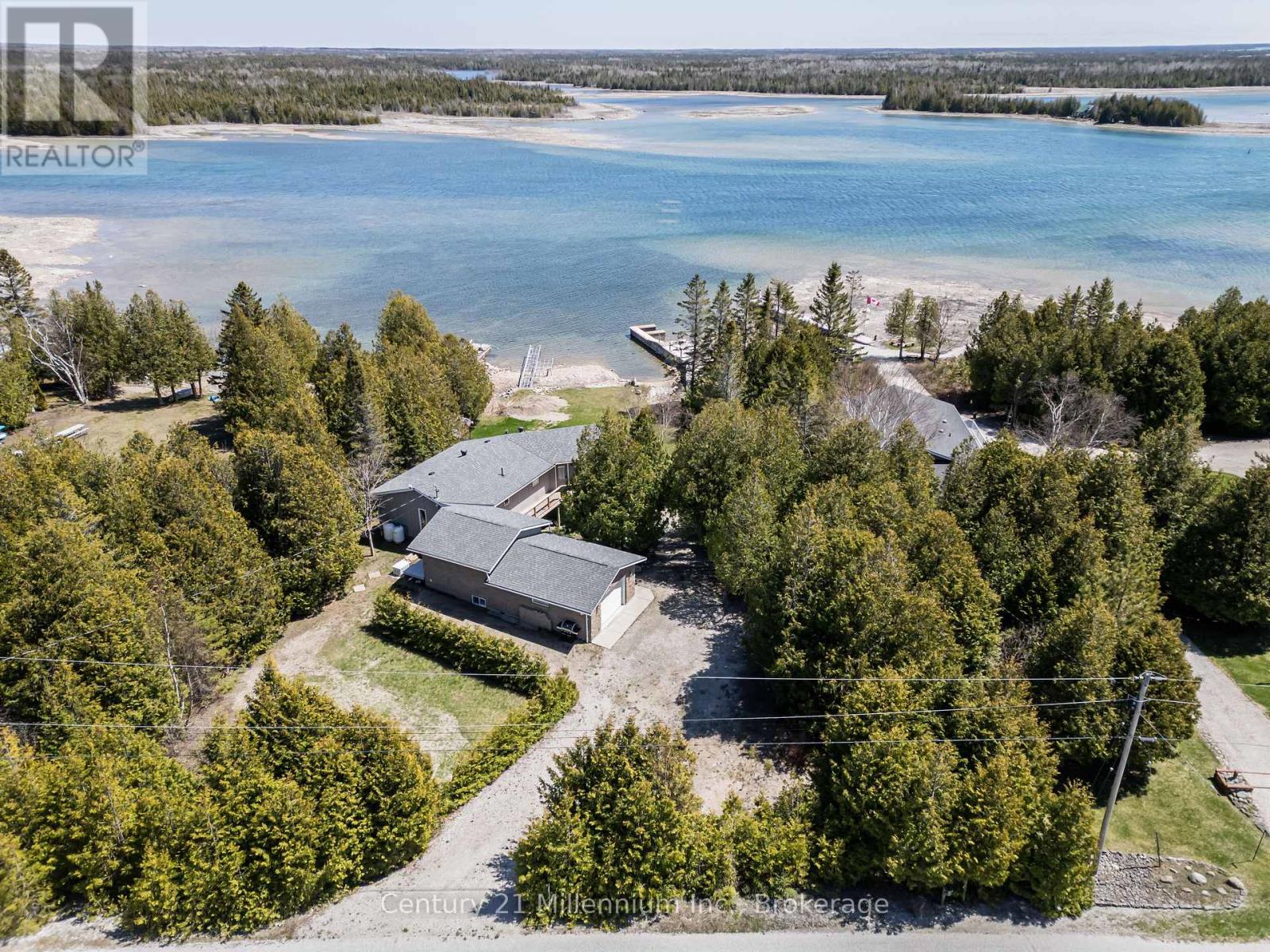 119 PINE TREE HARBOUR ROAD, Northern Bruce Peninsula, Ontario