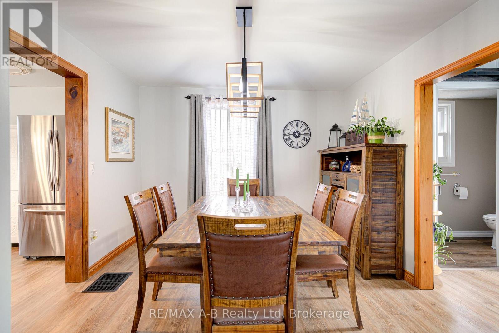 36 Huron Street, Huron East, Ontario  N0K 1W0 - Photo 10 - X12860570