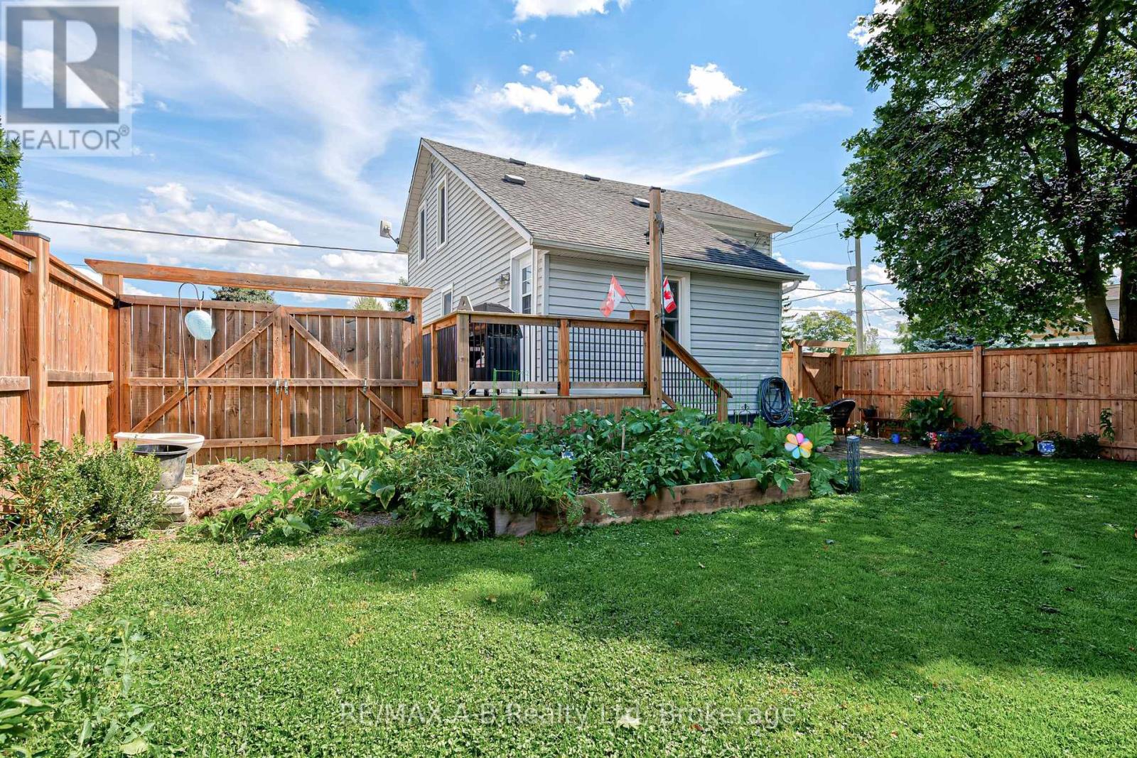 36 Huron Street, Huron East, Ontario  N0K 1W0 - Photo 38 - X12860570