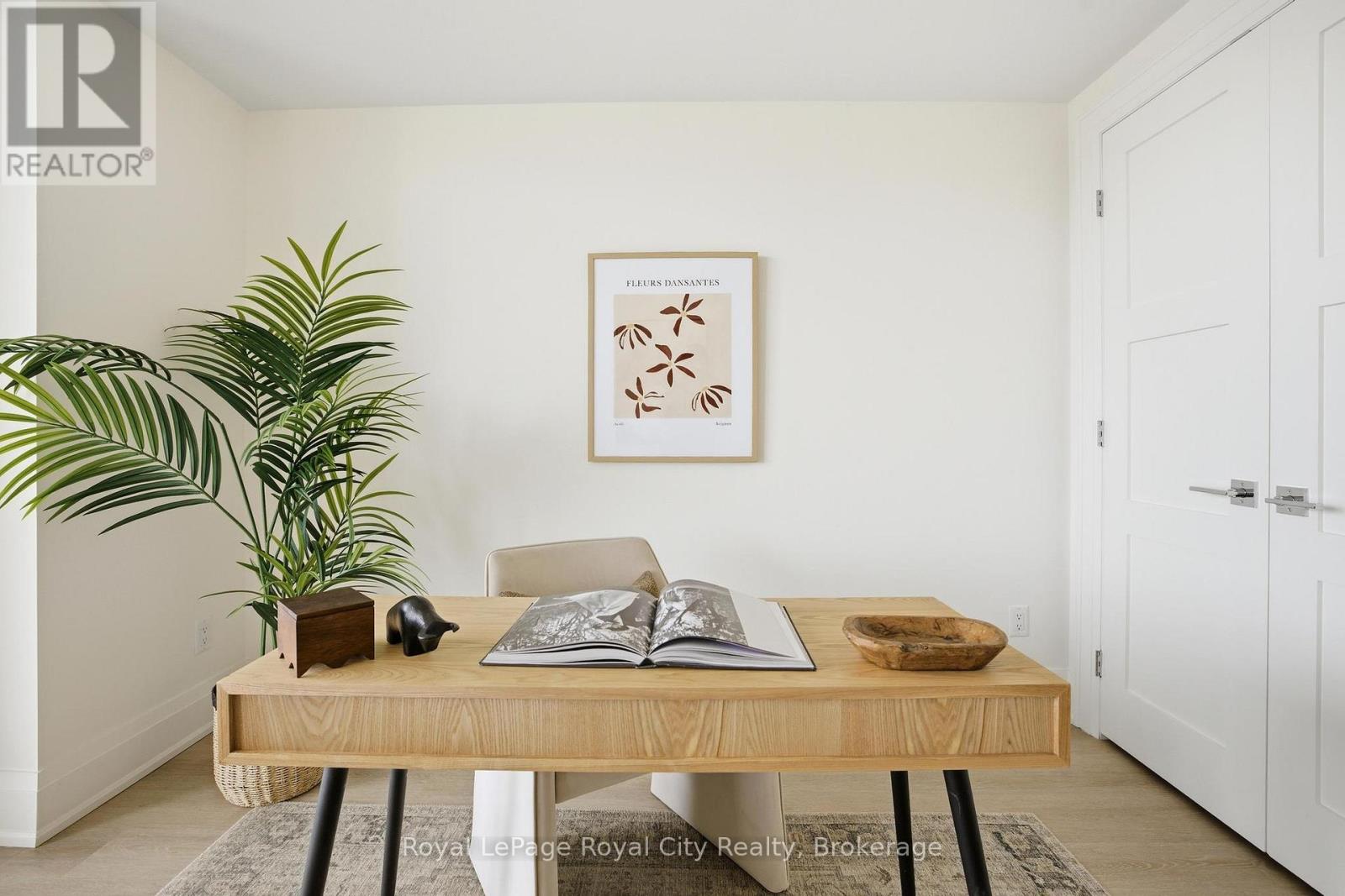 211 - 6523 Wellington 7 Road, Centre Wellington, Ontario  N0B 1S0 - Photo 30 - X12860578