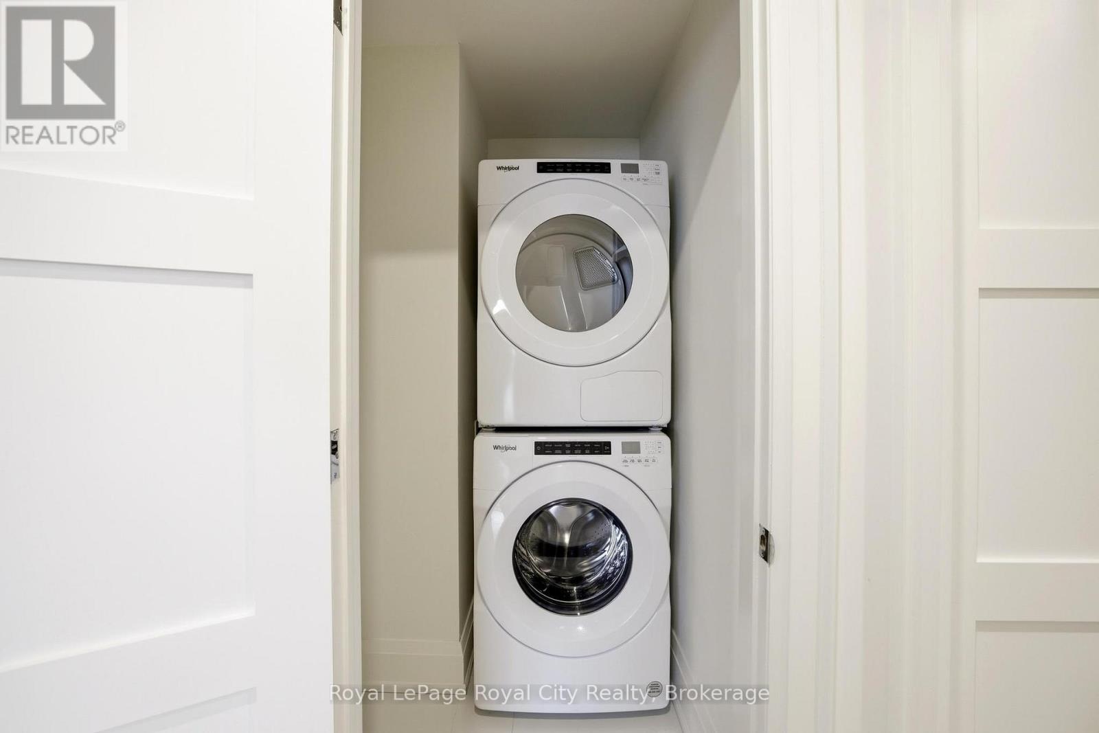 211 - 6523 Wellington 7 Road, Centre Wellington, Ontario  N0B 1S0 - Photo 34 - X12860578