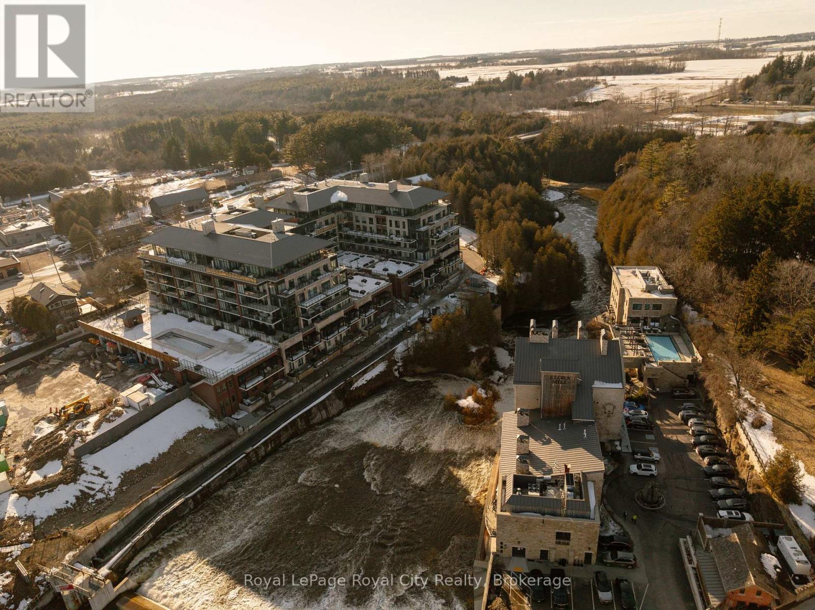 211 - 6523 Wellington 7 Road, Centre Wellington, Ontario  N0B 1S0 - Photo 45 - X12860578