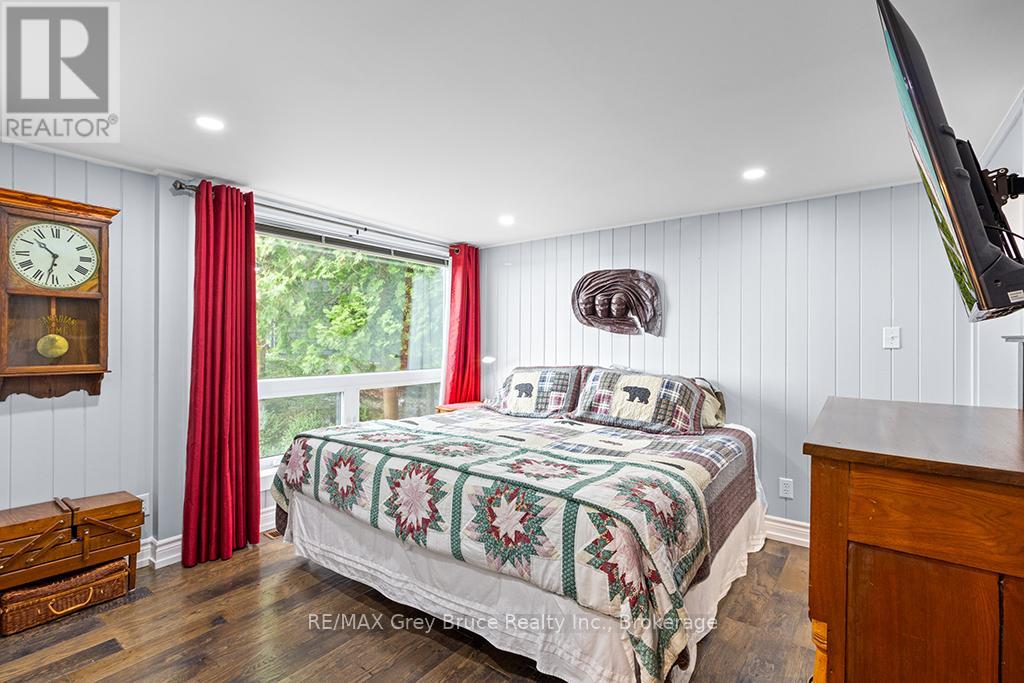 6 Chetwynd Lane, Northern Bruce Peninsula, Ontario  N0H 1W0 - Photo 25 - X12860618