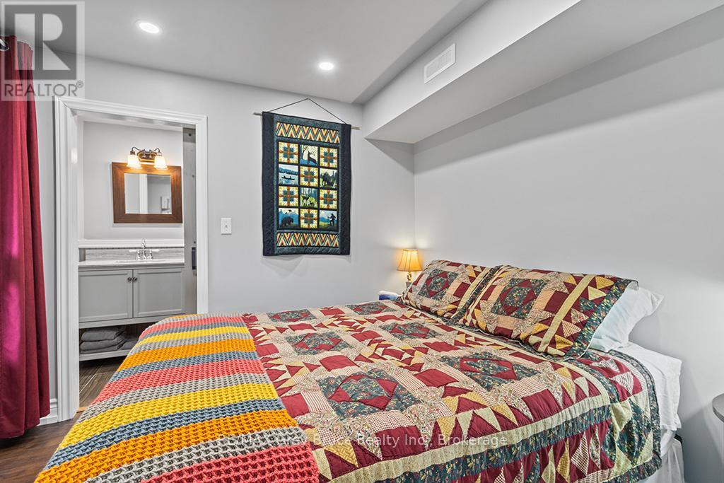 6 Chetwynd Lane, Northern Bruce Peninsula, Ontario  N0H 1W0 - Photo 38 - X12860618