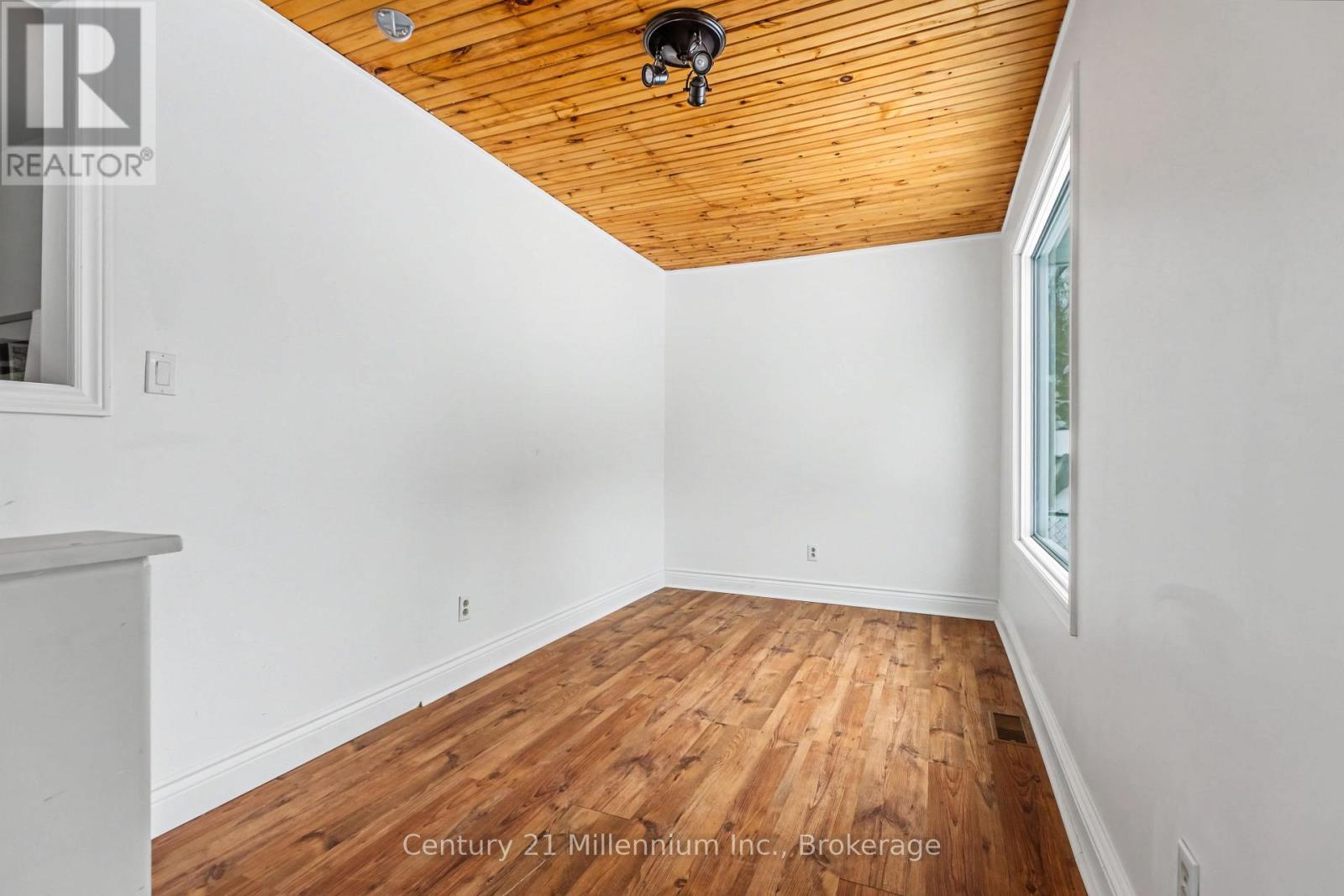 477 Clarendon Street, Saugeen Shores, Ontario  N0H 2L0 - Photo 31 - X12860644