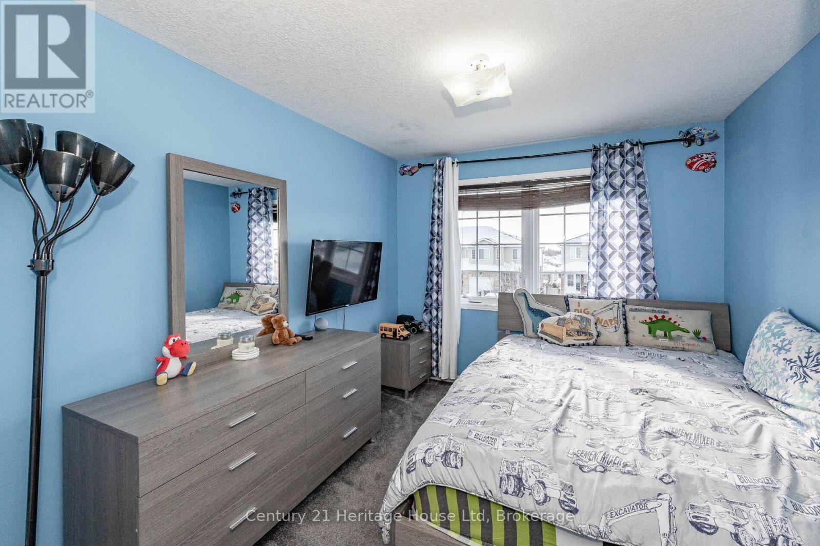 37 Hasler Crescent, Guelph (Pineridge/westminster Woods), Ontario  N1L 0A2 - Photo 27 - X12860656