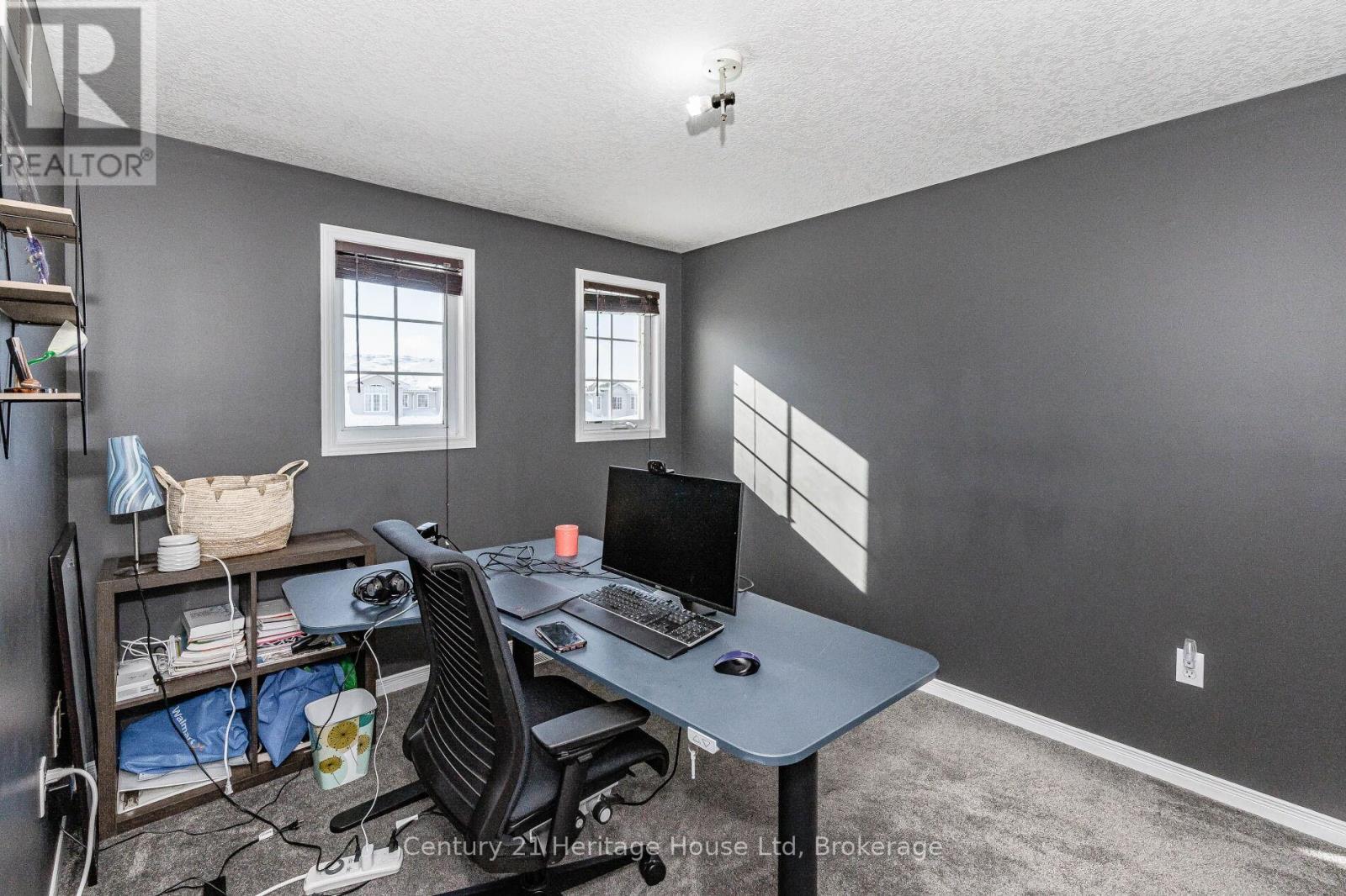 37 Hasler Crescent, Guelph (Pineridge/westminster Woods), Ontario  N1L 0A2 - Photo 29 - X12860656