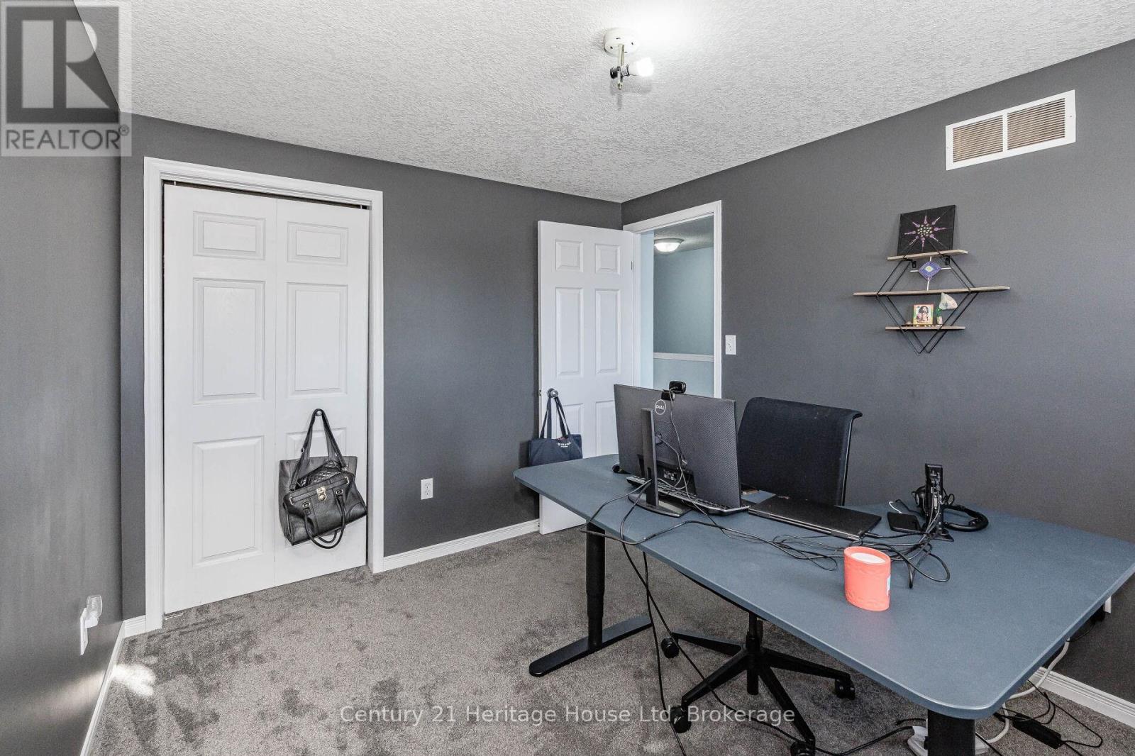 37 Hasler Crescent, Guelph (Pineridge/westminster Woods), Ontario  N1L 0A2 - Photo 30 - X12860656