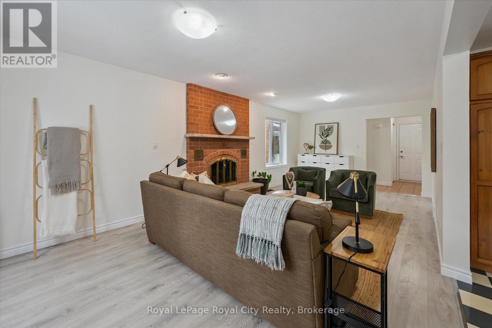 17 Trillium Court, Guelph, Ontario  N1G 4P8 - Photo 11 - X12860678