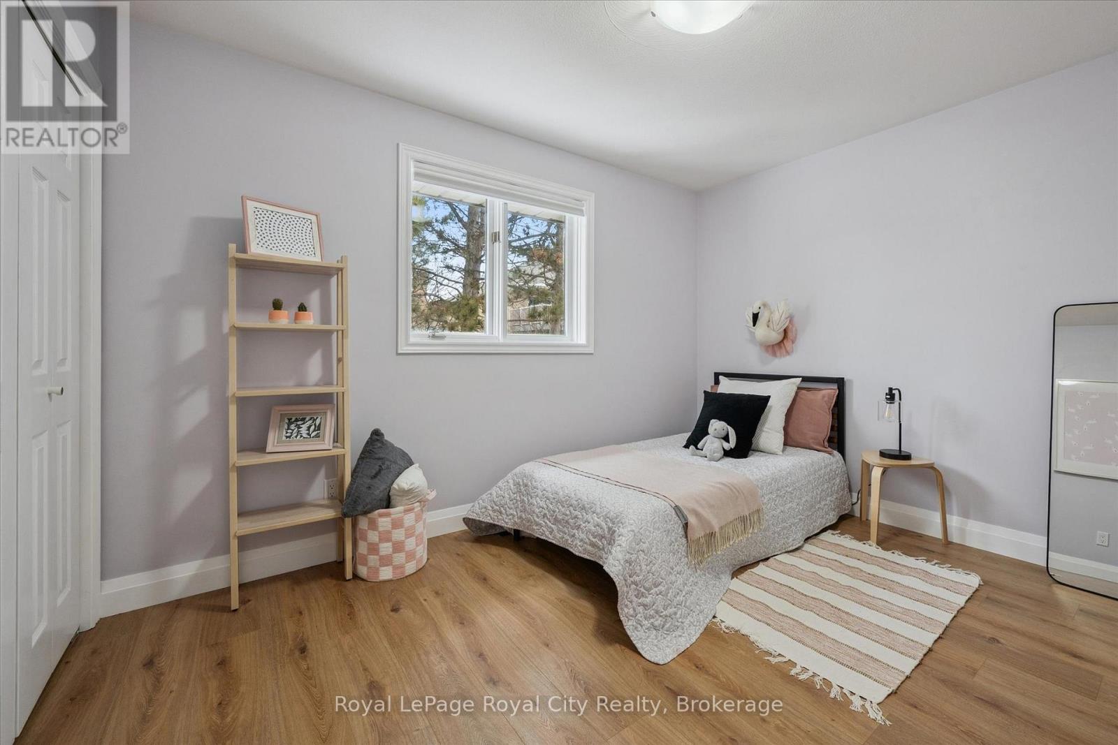 17 Trillium Court, Guelph, Ontario  N1G 4P8 - Photo 28 - X12860678