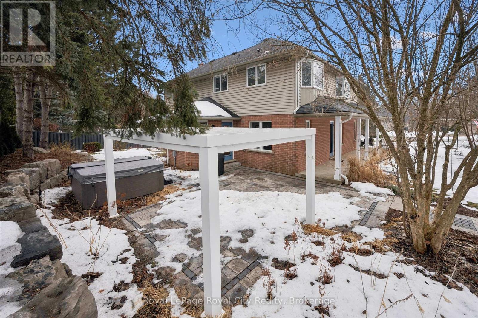 17 Trillium Court, Guelph, Ontario  N1G 4P8 - Photo 32 - X12860678