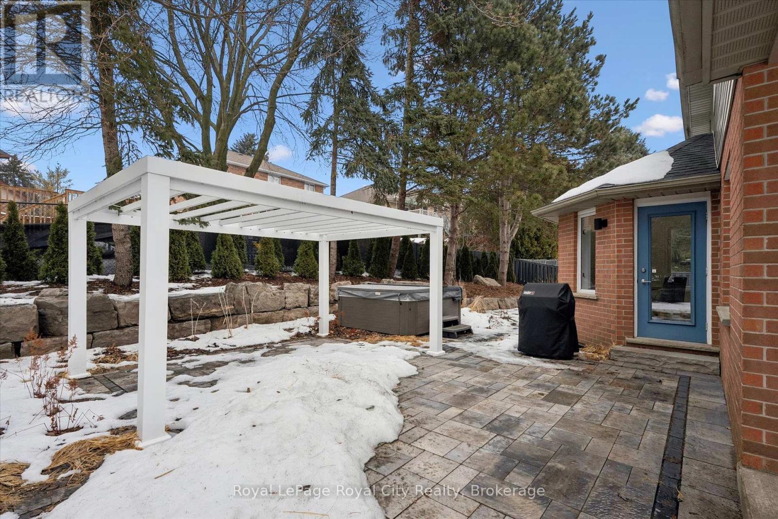 17 Trillium Court, Guelph, Ontario  N1G 4P8 - Photo 34 - X12860678