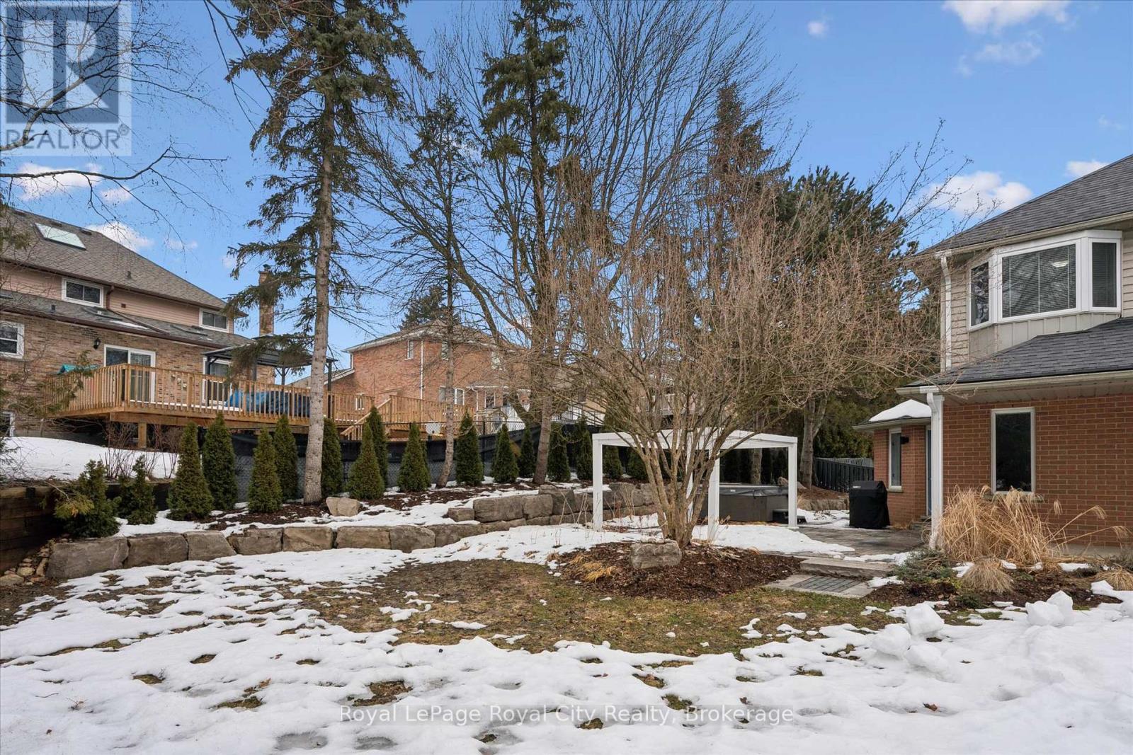 17 Trillium Court, Guelph, Ontario  N1G 4P8 - Photo 35 - X12860678