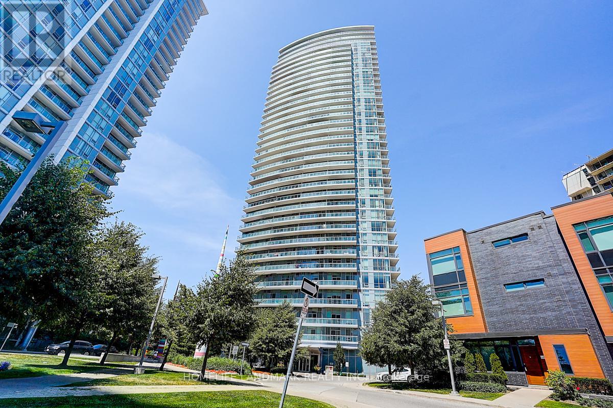 1006 - 70 FOREST MANOR ROAD, Toronto, Ontario