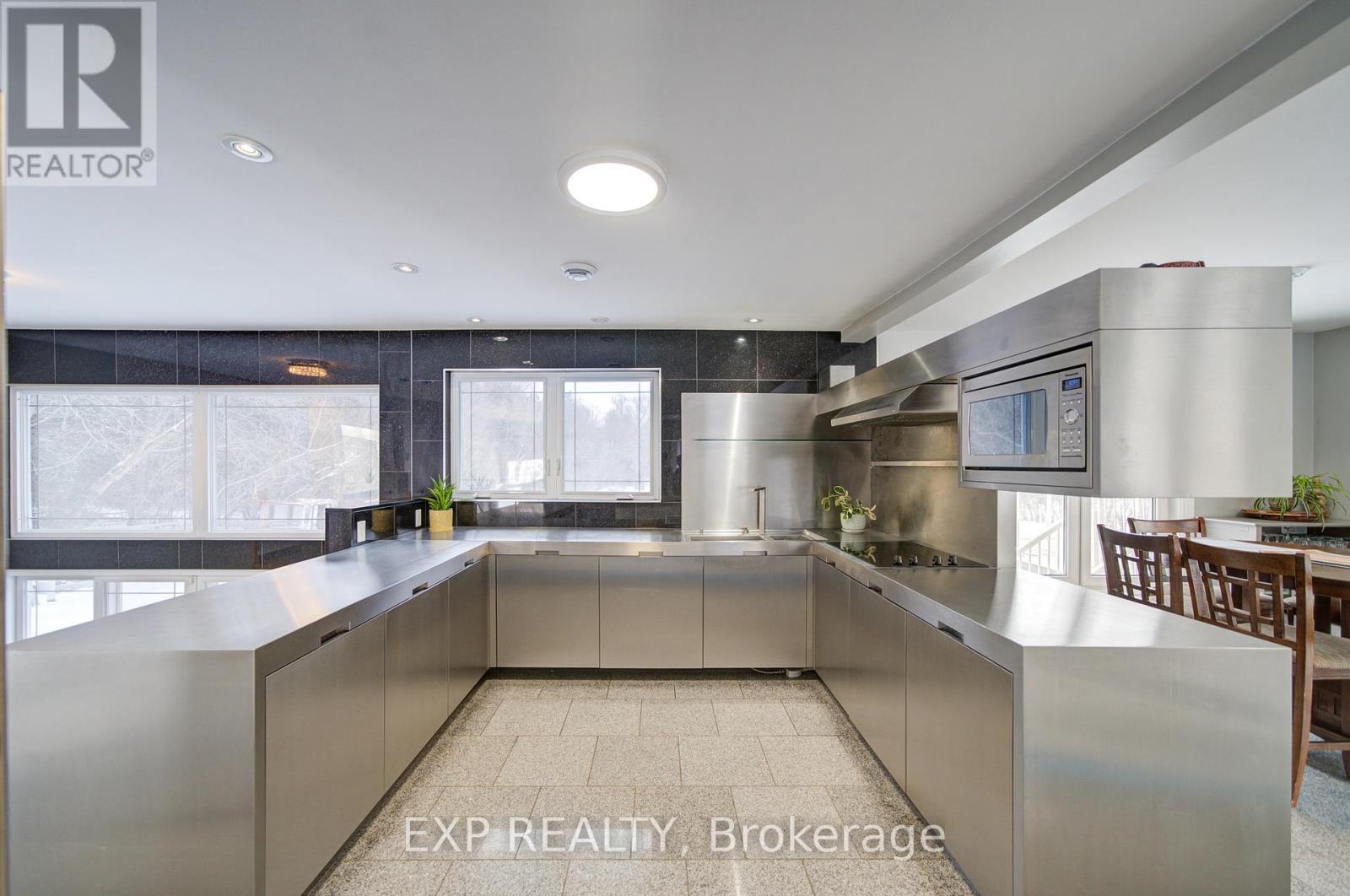 3505 Cochrane Street, Whitby, Ontario L1R 2P2 - Photo 11 - E12856646