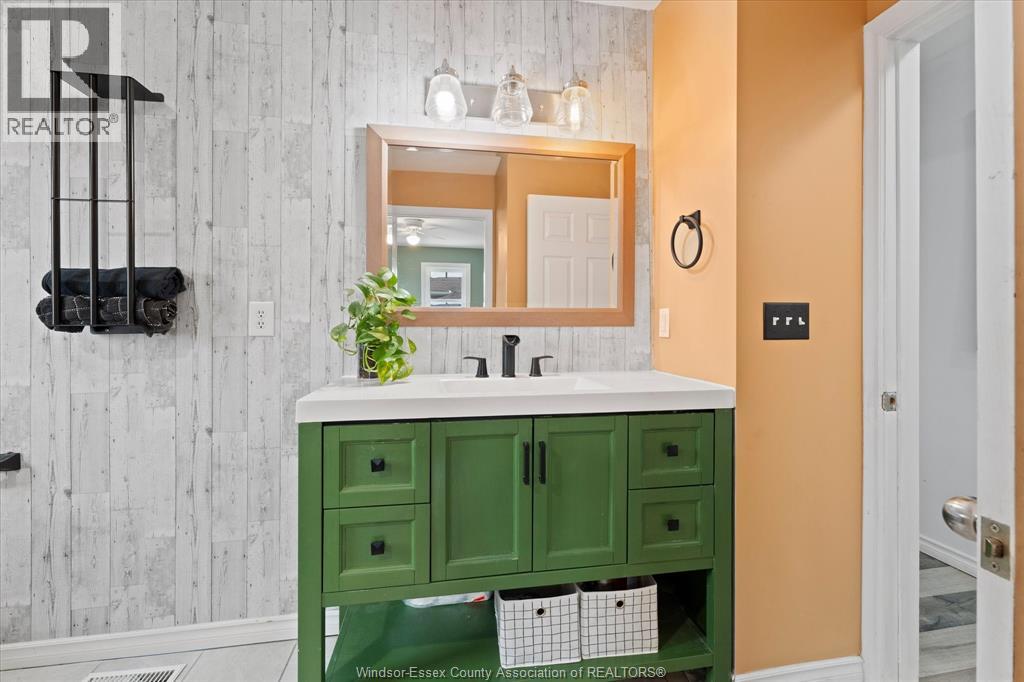 914 Talbot Road, Lakeshore, Ontario  N0R 1K0 - Photo 13 - 26004694