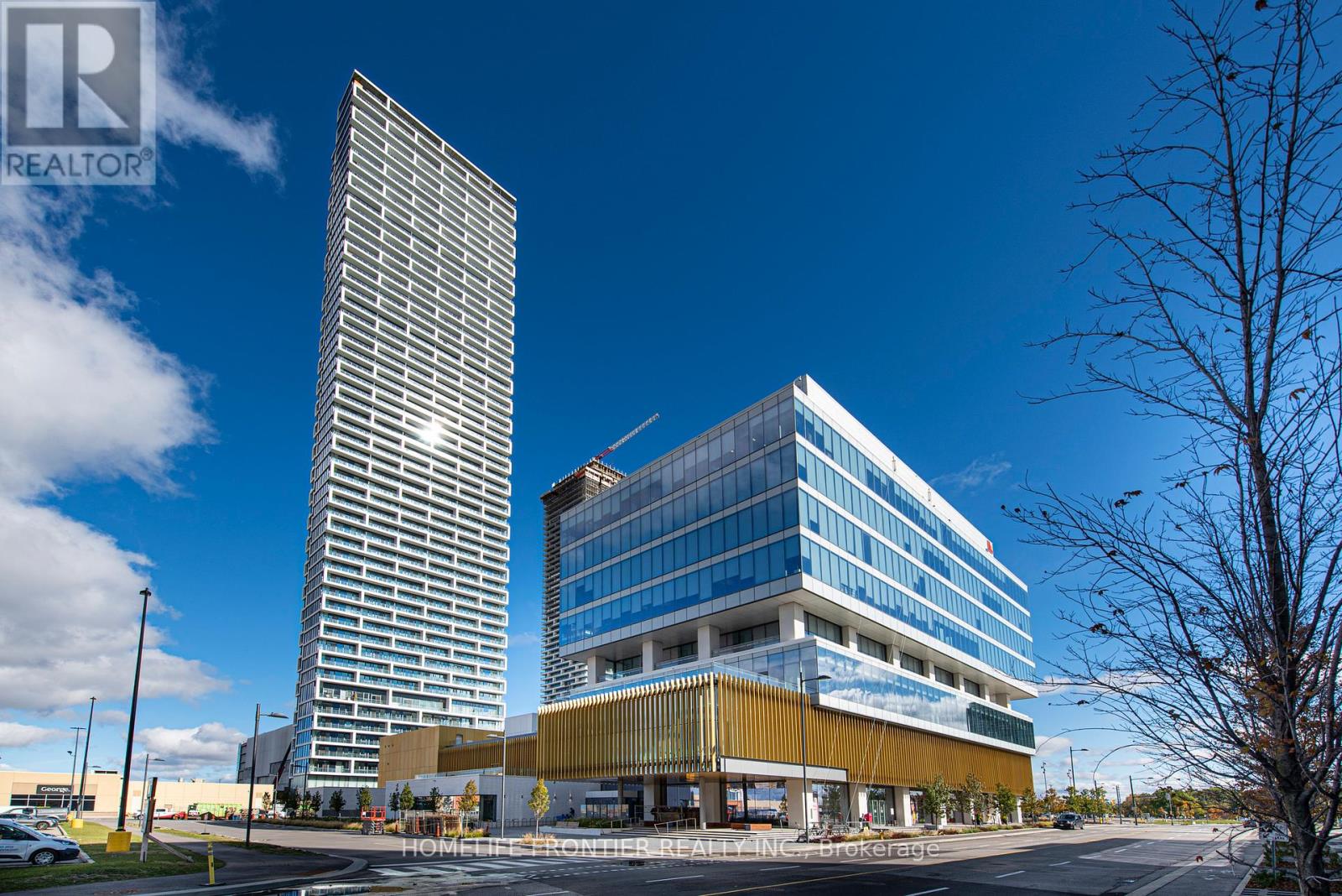 4706 - 5 BUTTERMILL AVENUE, Vaughan, Ontario