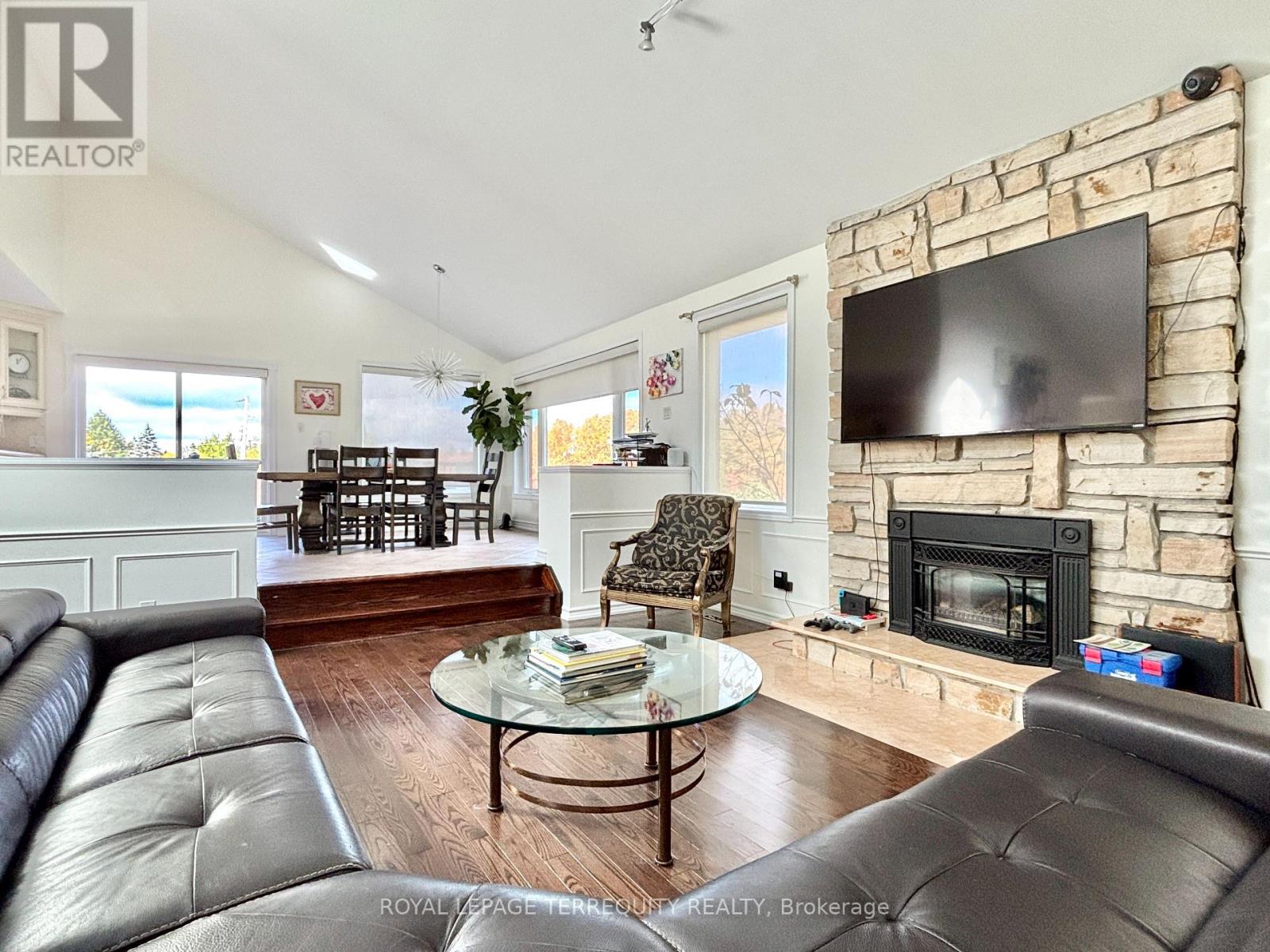 1041 15th Side Road, New Tecumseth, Ontario  L0G 1T0 - Photo 27 - N12860616