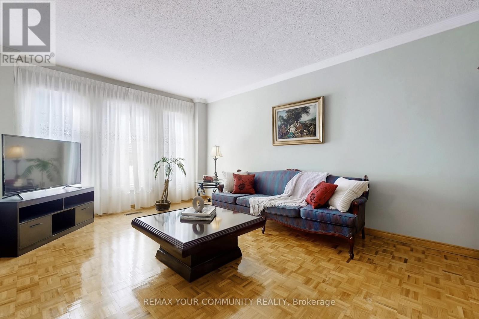 142 Waterside Crescent, Vaughan, Ontario L6A 1V2 - Photo 5 - N12860622