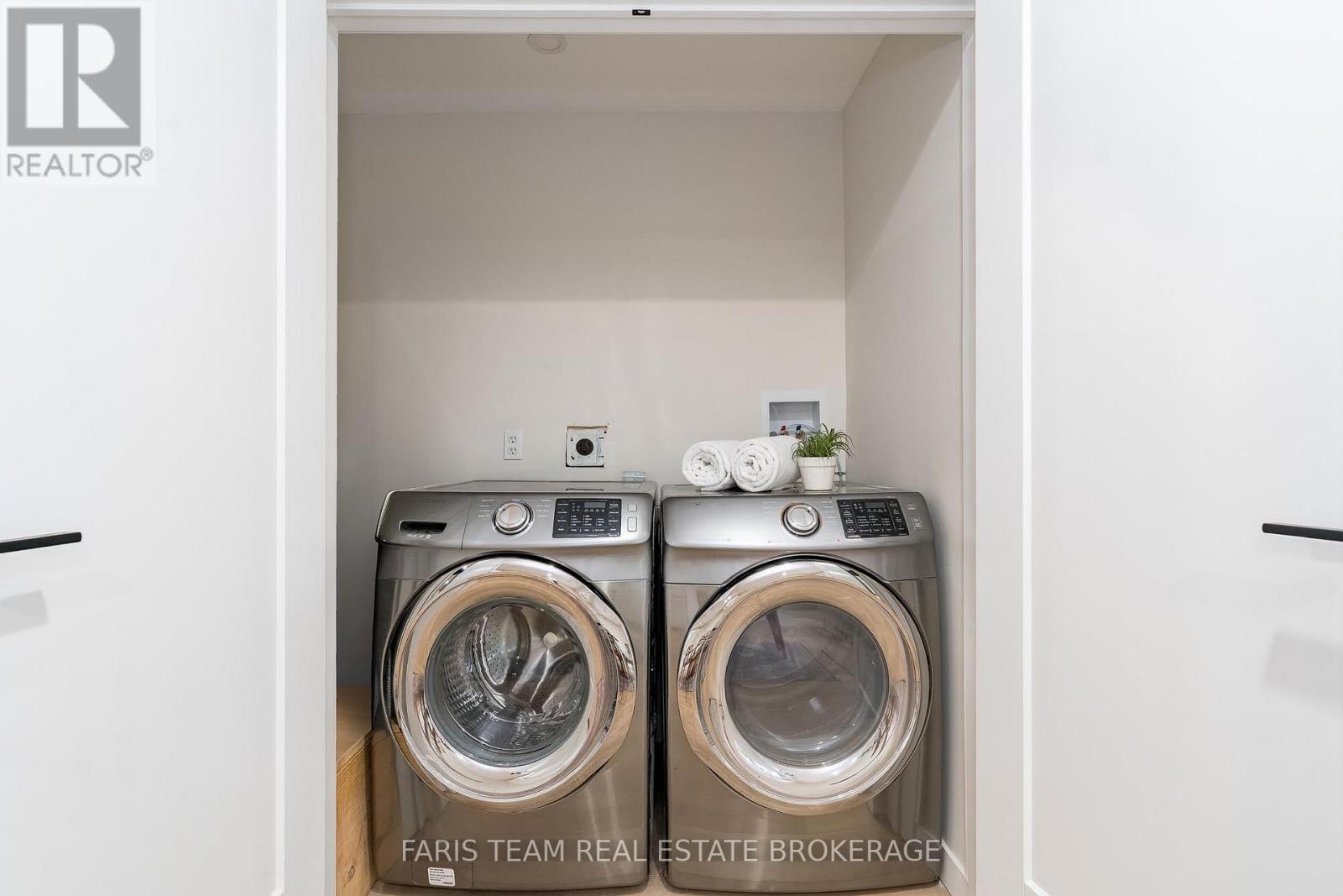 2668 Westshore Crescent, Severn (West Shore), Ontario  L3V 0V8 - Photo 18 - S12860442