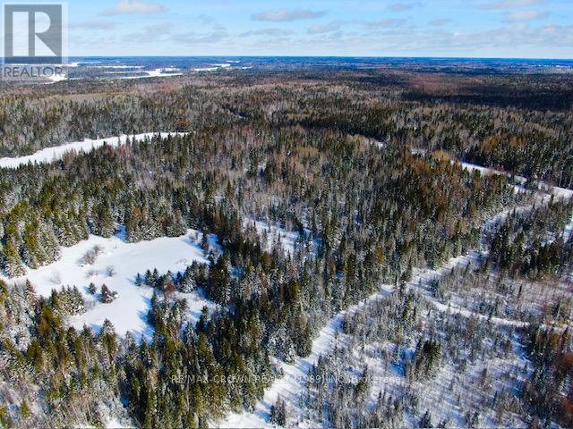 Lt 7 Con 7 Hanlan Township, Hearst, Ontario  P0L 1N0 - Photo 2 - T12806352