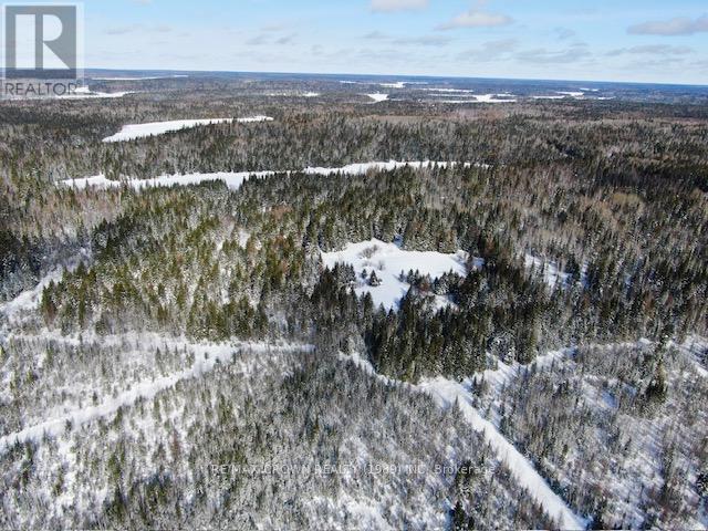 Lt 7 Con 7 Hanlan Township, Hearst, Ontario  P0L 1N0 - Photo 3 - T12806352