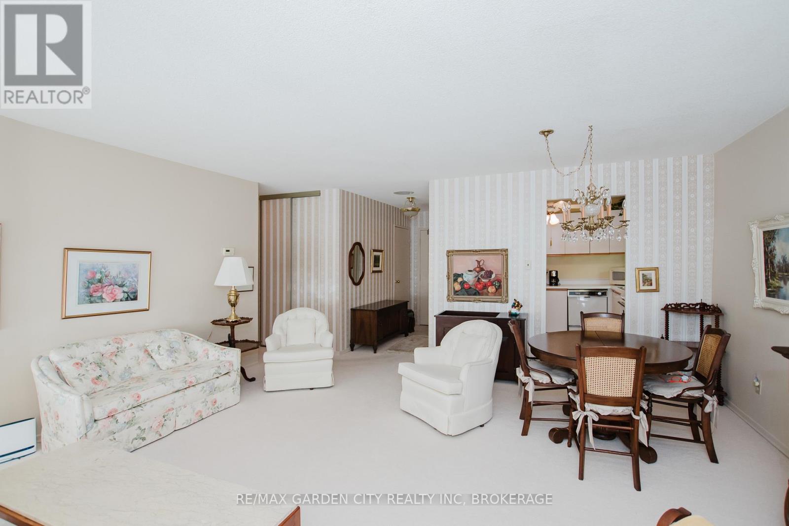 307 - 7 Gale Crescent, St. Catharines (E. Chester), Ontario  L2R 7M8 - Photo 12 - X12833280